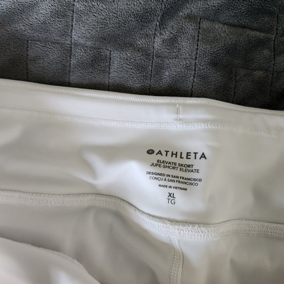 Athleta Elevate Skort - Picture 3 of 4